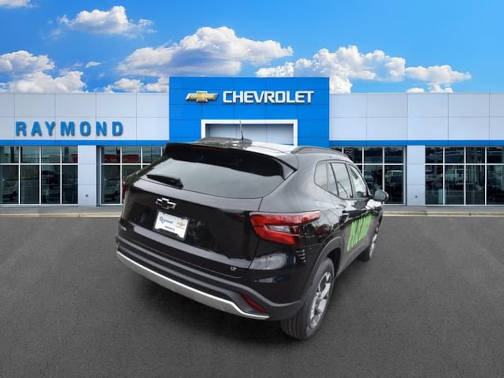 New 2026 Chevrolet Trax LT SUV