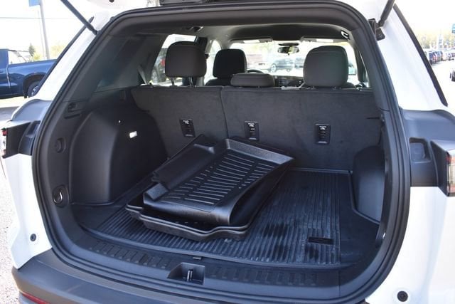 2025 Chevrolet Equinox LT - Photo 17
