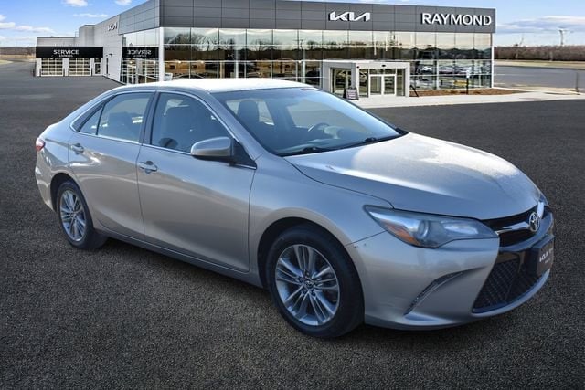 2015 Toyota Camry SE