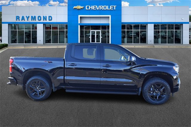 2026 Chevrolet Silverado 1500 High Country photo 2