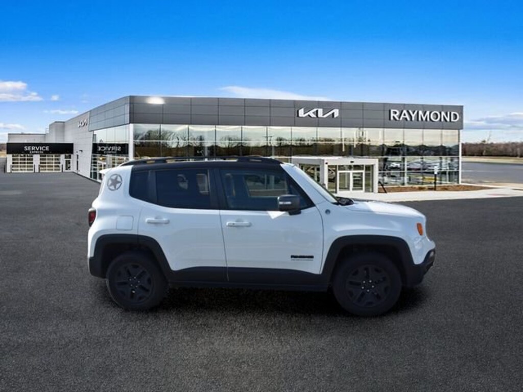 Used 2017 Jeep Renegade Deserthawk 4x4 SUV