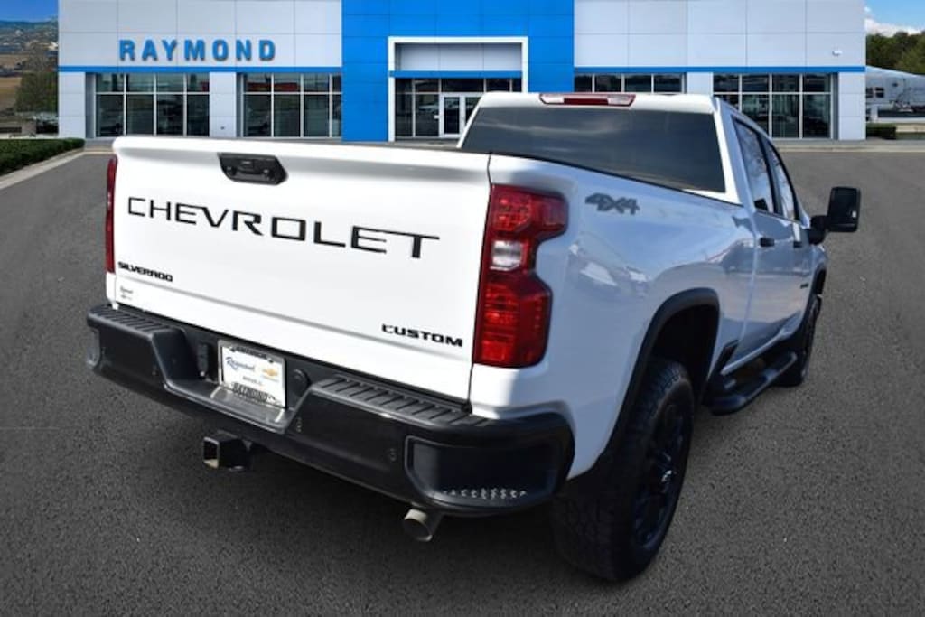Used 2025 Chevrolet Silverado 2500 HD Custom Truck