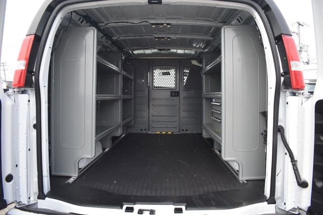 2025 Chevrolet Express Cargo Work Van - Photo 17