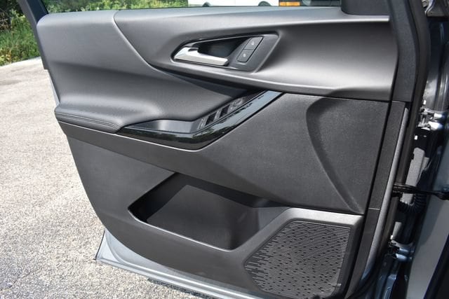 2027 Chevrolet Equinox LT - Photo 32
