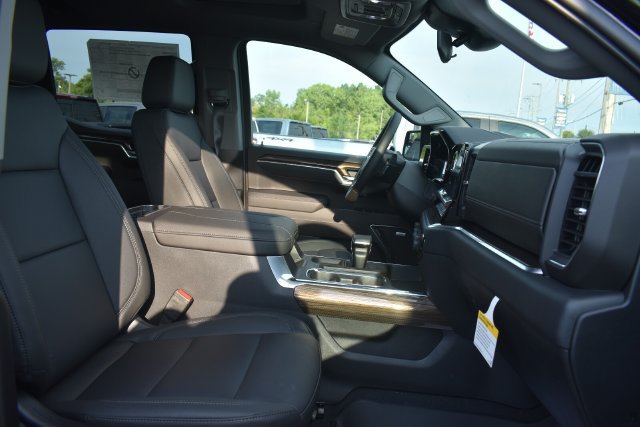 2026 Chevrolet Silverado 1500 RST - Photo 14