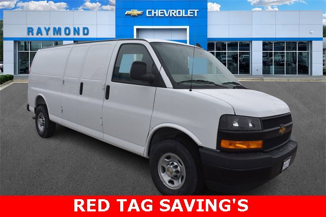 2025 Chevrolet Express Cargo Work Van's photo