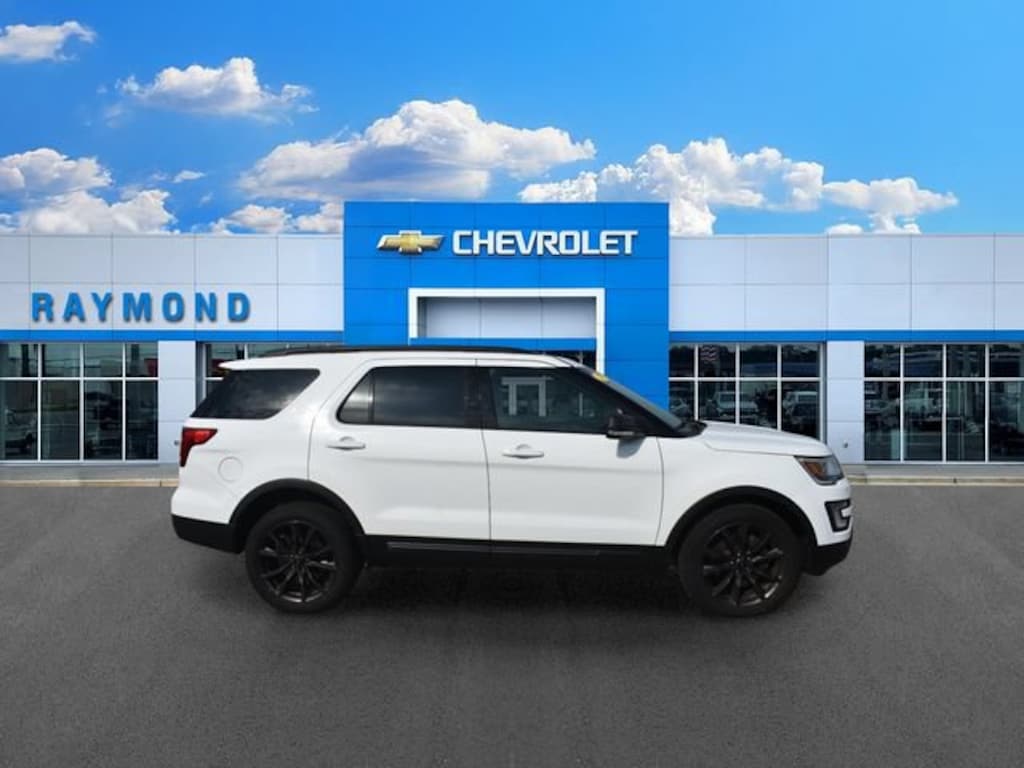 Used 2017 Ford Explorer XLT SUV