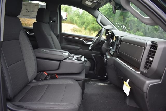 2026 Chevrolet Silverado 1500 LT - Photo 15
