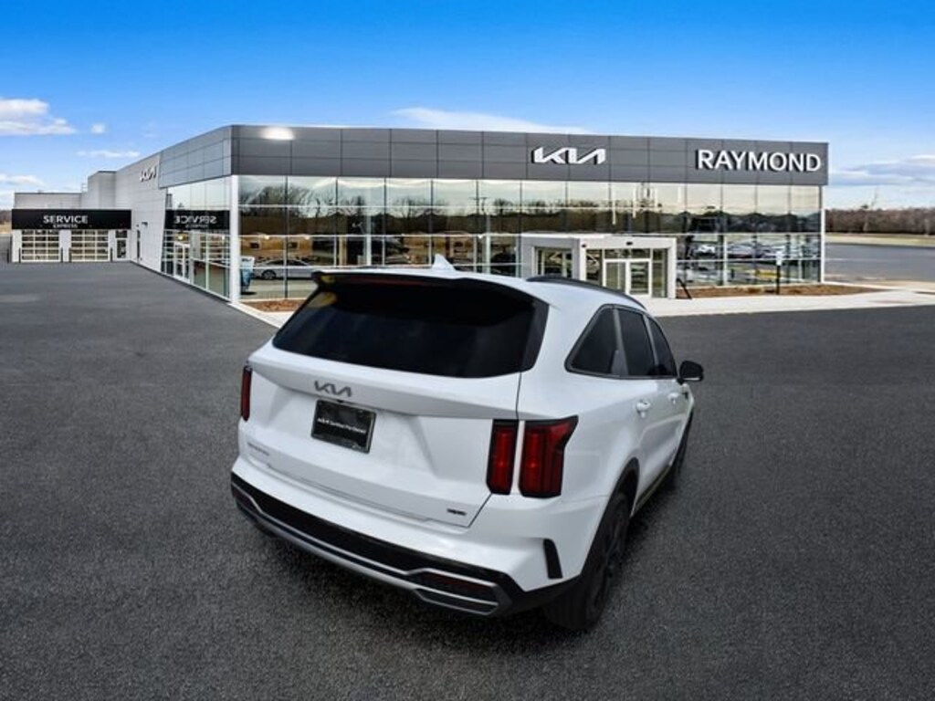 Used 2023 Kia Sorento SX SUV