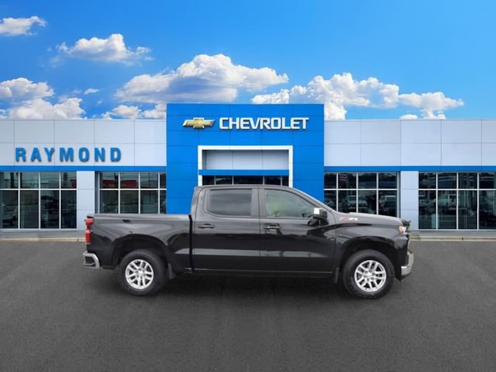 Used 2022 Chevrolet Silverado 1500 LTD LT Truck Crew Cab