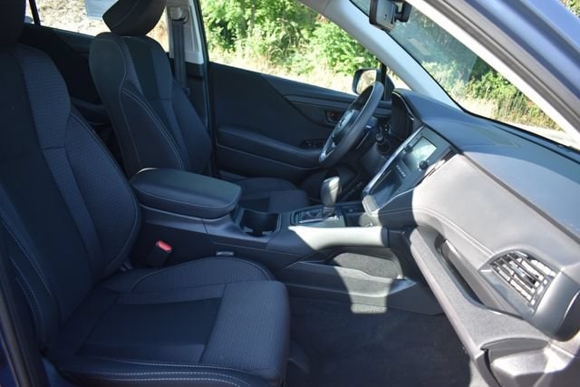 2025 Subaru Outback Base - Photo 12