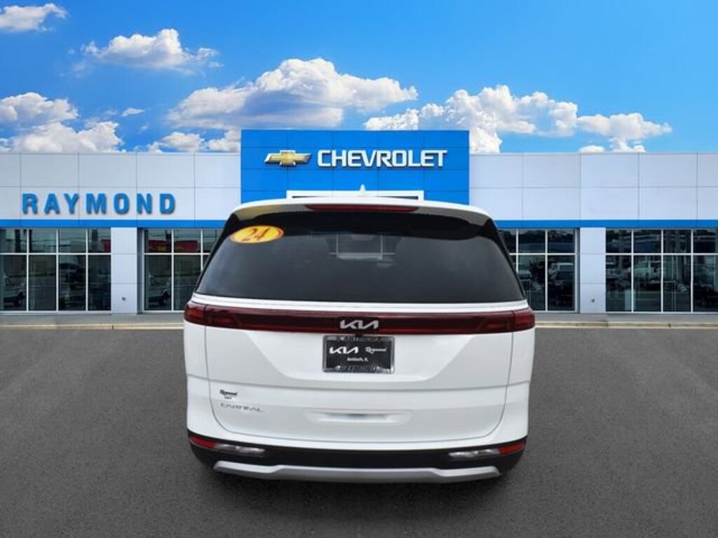 Used 2024 Kia Carnival MPV LX Seat Package MPV