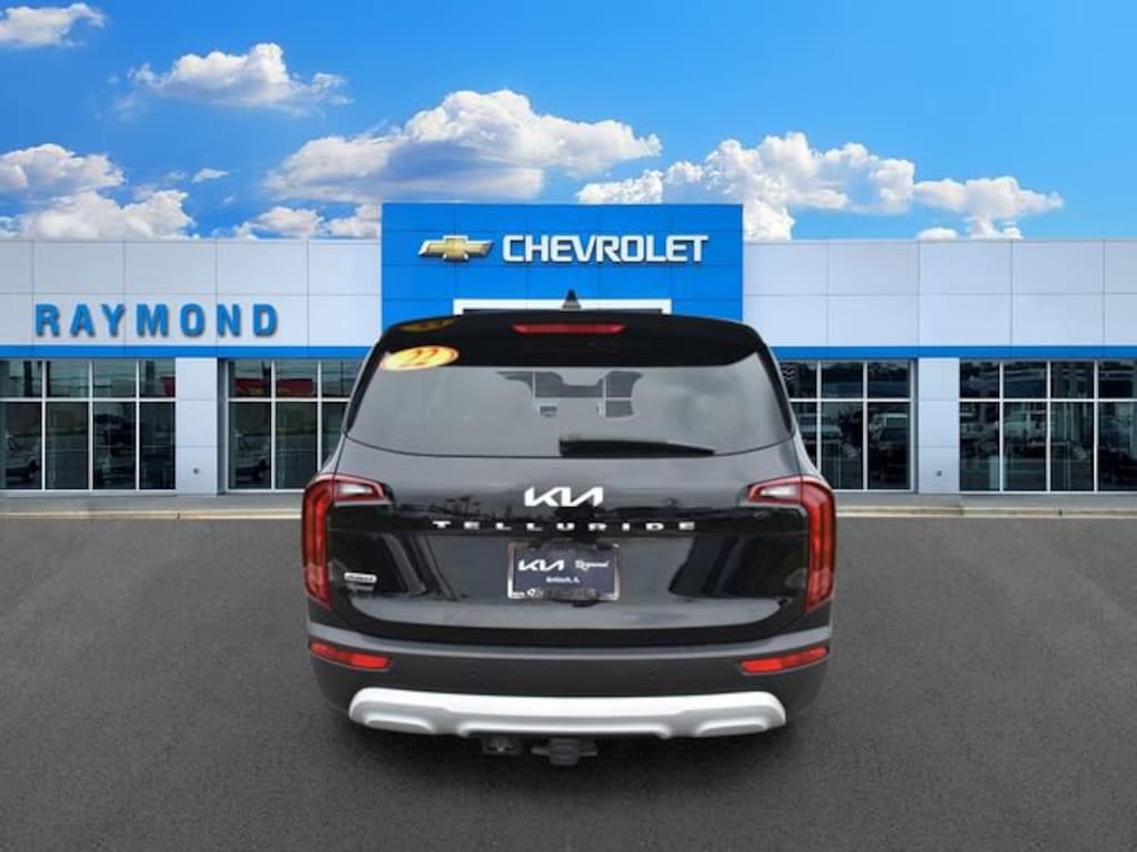Used 2022 Kia Telluride LX SUV