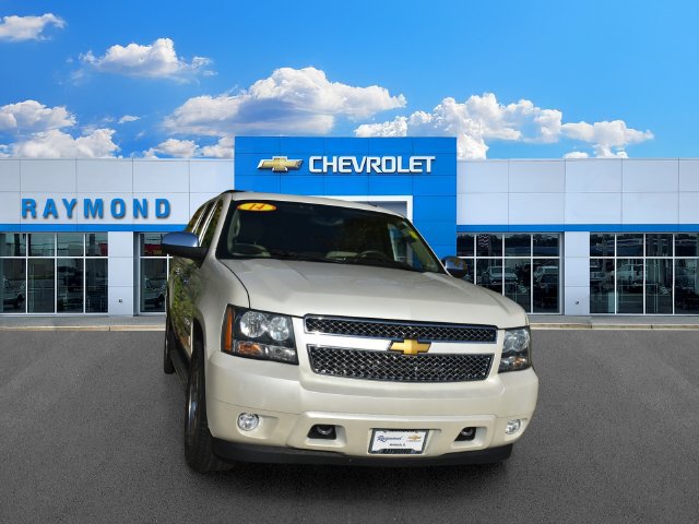 2014 Chevrolet Suburban LTZ - Photo 8