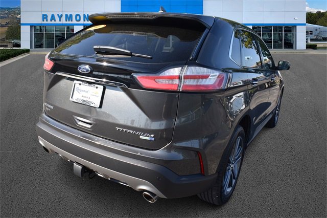 2019 Ford Edge Titanium photo 3