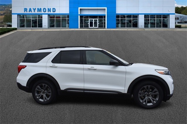 2021 Ford Explorer XLT photo 2