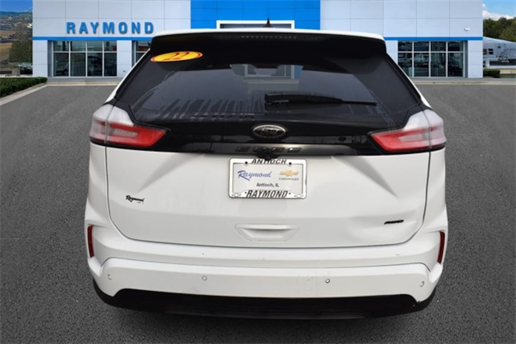 Used 2022 Ford Edge SE SUV