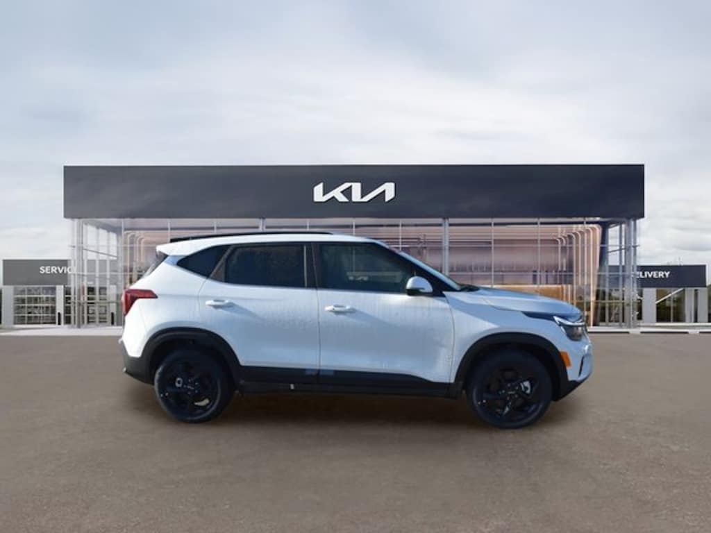 New 2026 Kia Seltos EX SUV