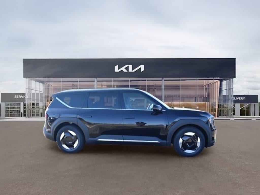 New 2026 Kia EV9 Wind SUV