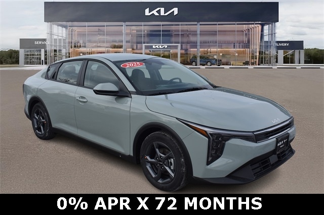 2025 Kia K4 LXS's photo