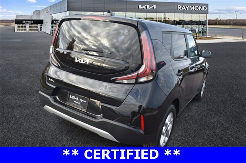 Certified 2024 Kia Soul LX Hatchback
