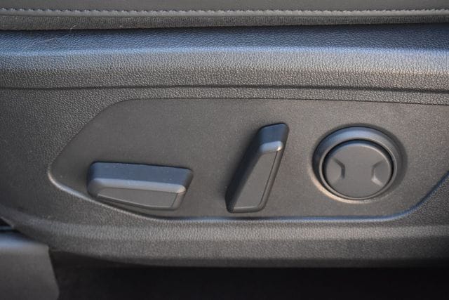 2026 Kia Sorento EX - Photo 24