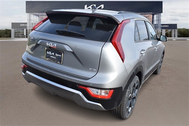 2025 Kia Niro EX Touring photo 3