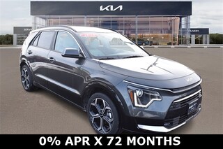 2025 Kia Niro EX Touring SUV