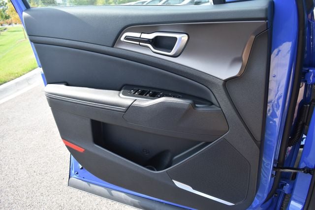 2026 Kia Sportage EX - Photo 33
