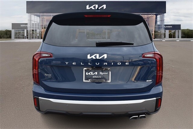 2025 Kia Telluride S photo 3