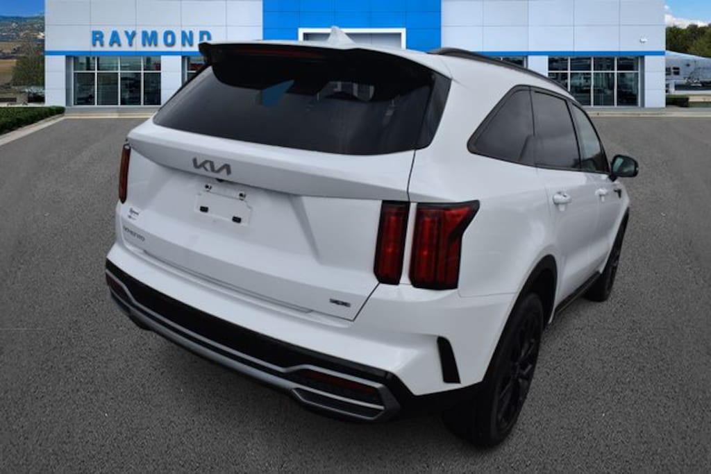 Certified 2023 Kia Sorento SX SUV