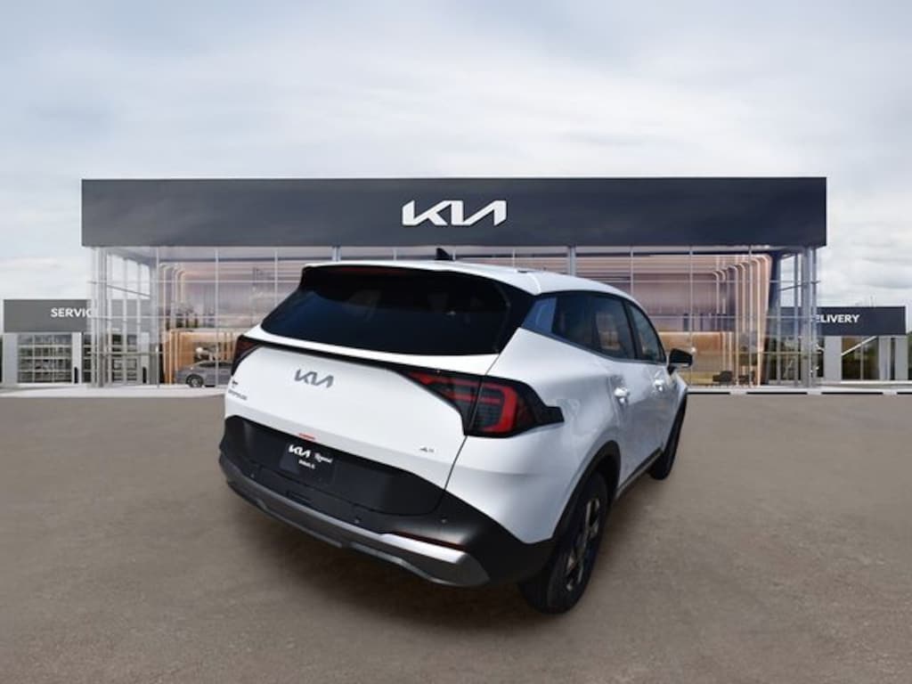 New 2026 Kia Sportage LX SUV