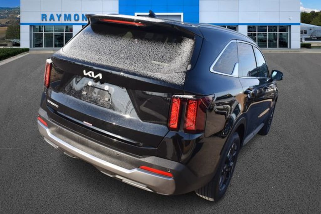 Certified 2025 Kia Sorento S SUV