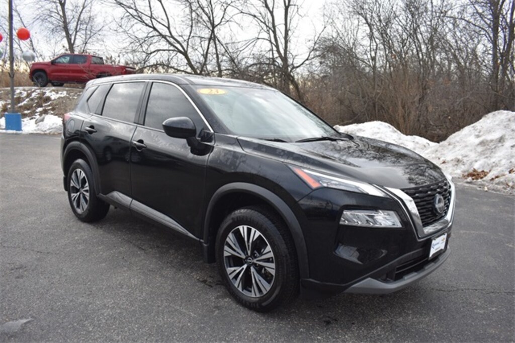 Used 2023 Nissan Rogue SV SUV