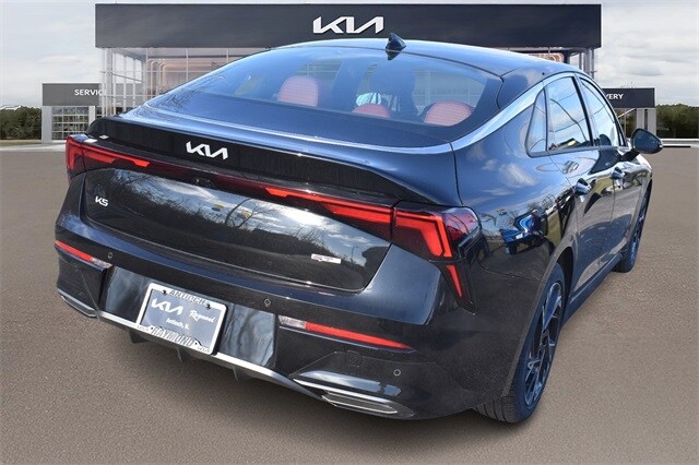 2025 Kia K5 GT-Line photo 3