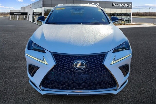 2020 Lexus NX 300 F SPORT photo 3