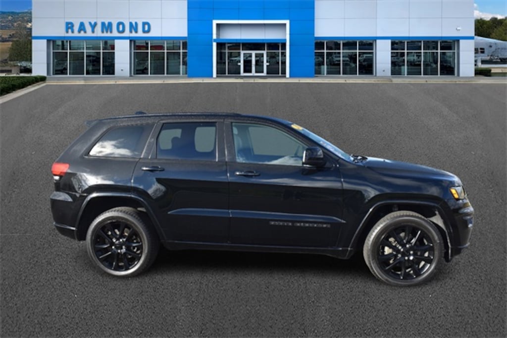 Used 2020 Jeep Grand Cherokee Altitude SUV