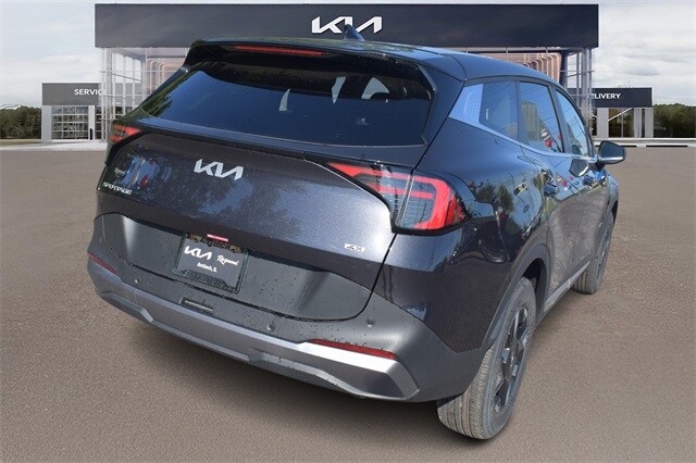 2026 Kia Sportage LX photo 2