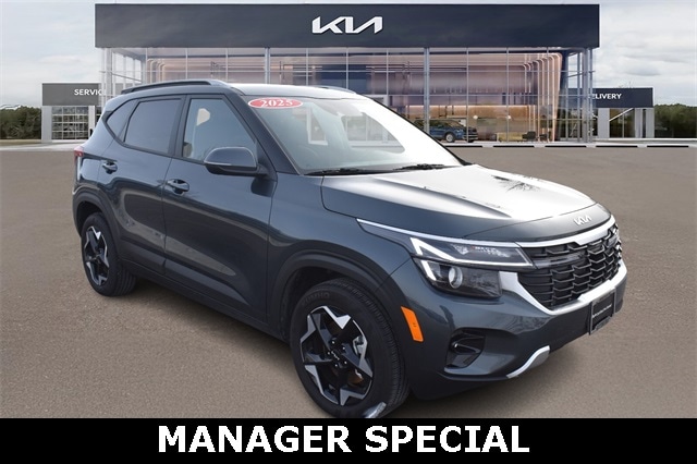 2025 Kia Seltos S's photo