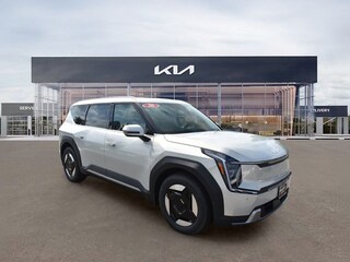 2026 Kia EV9 Wind SUV