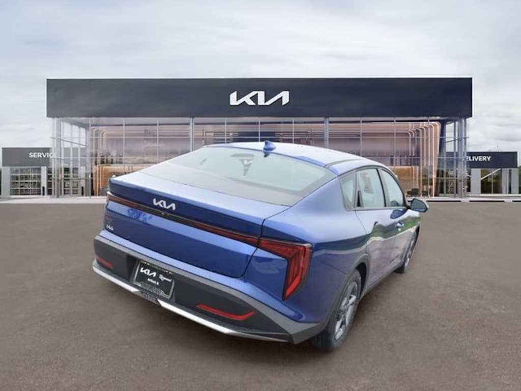 New 2026 Kia K4 LXS Sedan