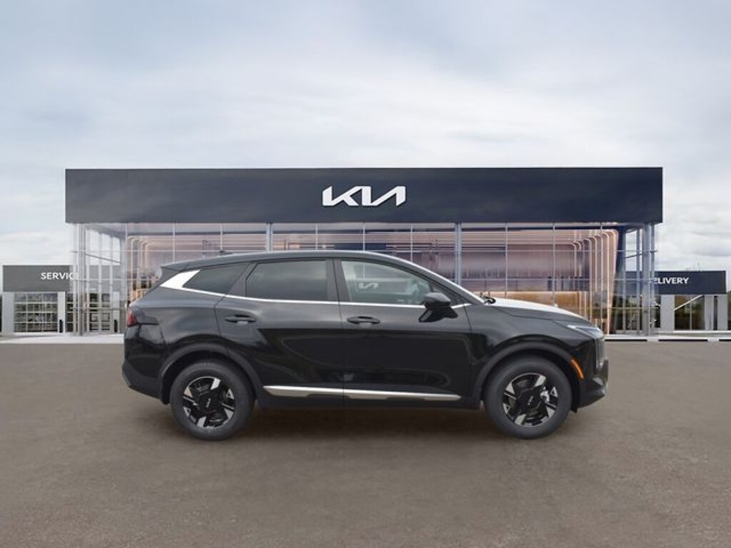 New 2026 Kia Sportage LX SUV