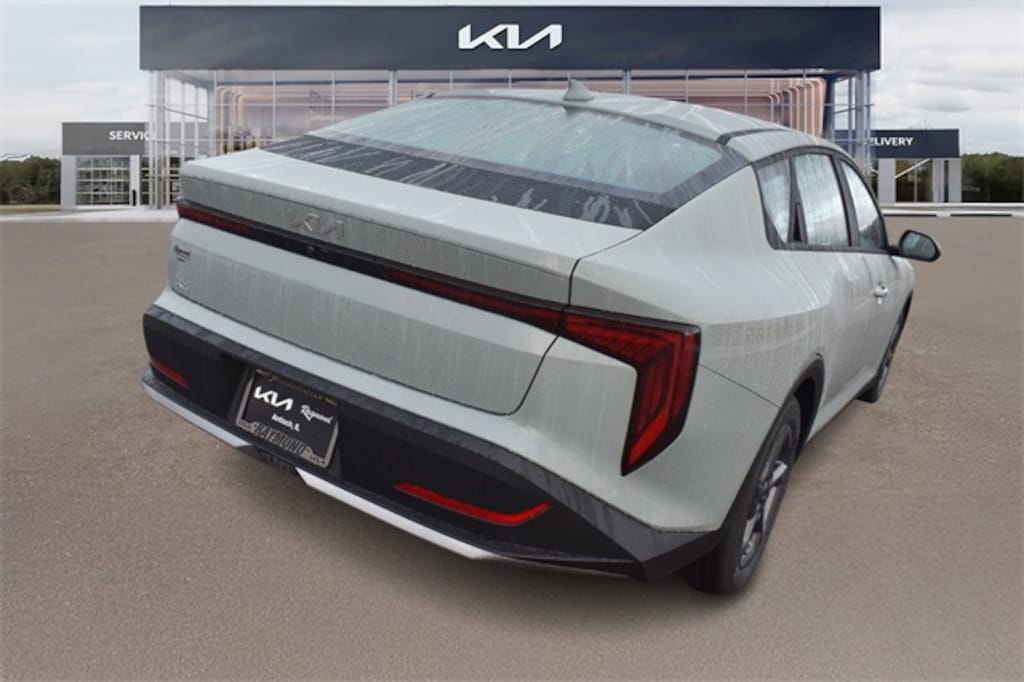 New 2025 Kia K4 LXS Sedan