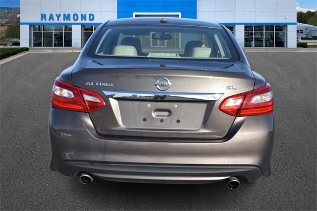 Used 2017 Nissan Altima 2.5 SL Sedan