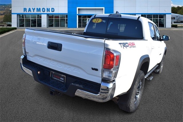 2021 Toyota Tacoma TRD photo 3