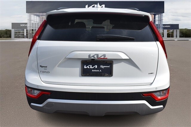 2025 Kia Niro EX photo 4