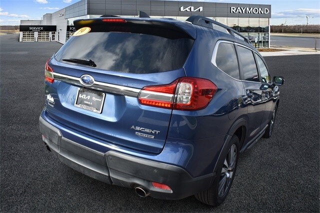 2019 Subaru Ascent Limited photo 3