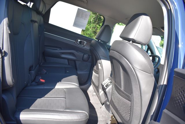 2026 Kia Sorento EX - Photo 15