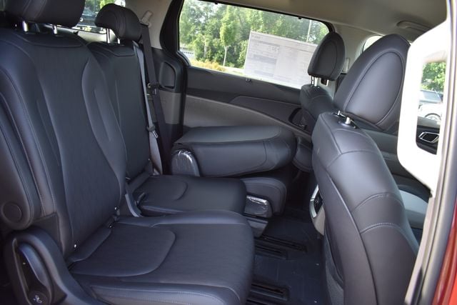 2026 Kia Carnival EX - Photo 15