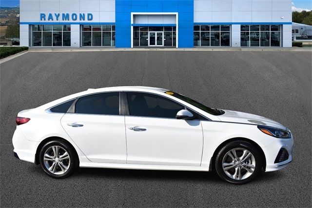 Used 2018 Hyundai Sonata SEL with VIN 5NPE34AF3JH710974 for sale in Antioch, IL